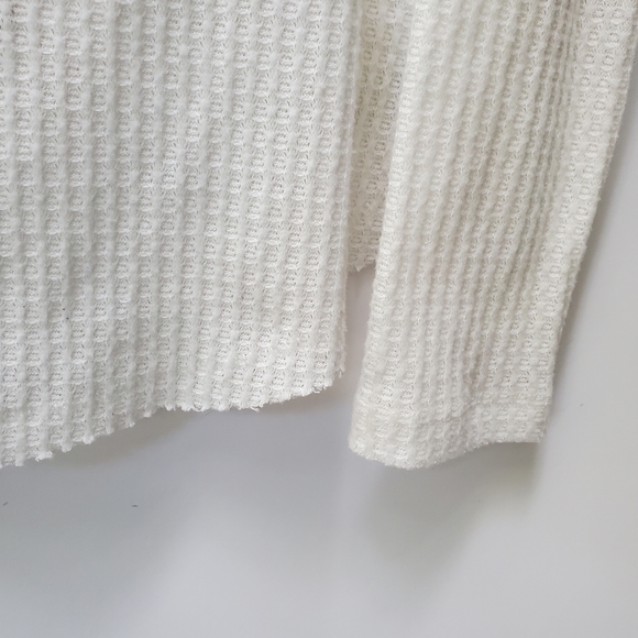 OUT FROM UNDER White thermal Button down SzS EUC! - Picture 6 of 9